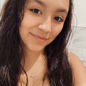 Meet your Posher, Areli